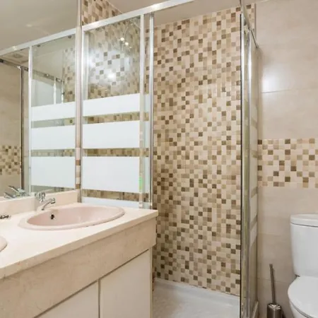 Estrelicia Iii * Μαρμπέλλα